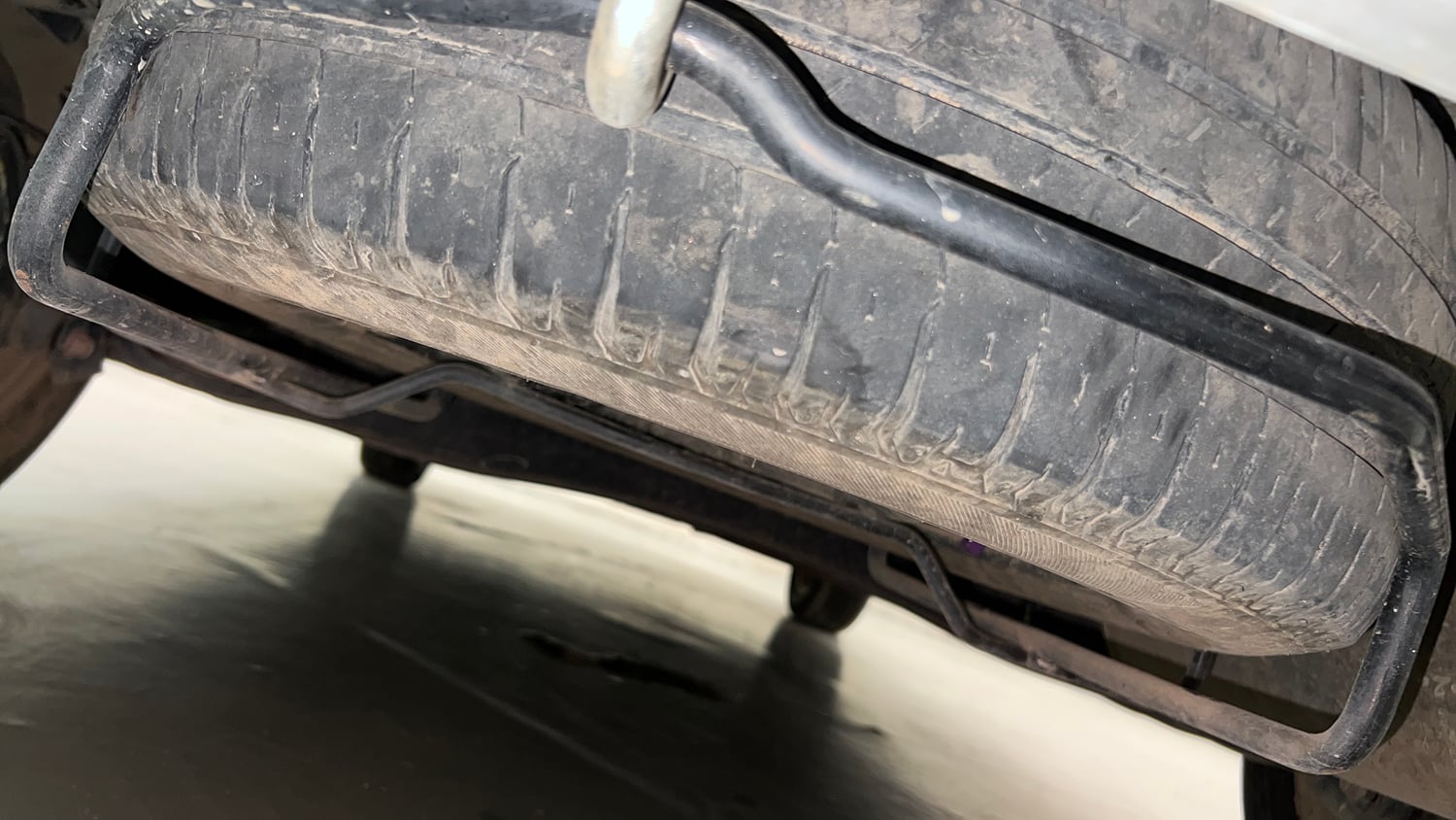 Used 2020 Maruti Suzuki XL6 Alpha AT Petrol Petrol Automatic tyres SPARE TYRE VIEW