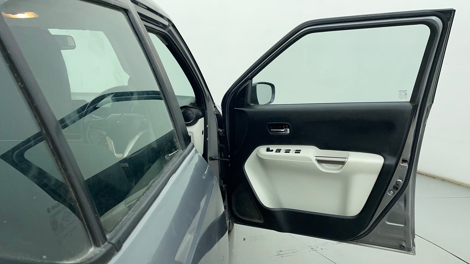 Used 2017 Maruti Suzuki Ignis Zeta 1.3 AMT Diesel Diesel Automatic interior RIGHT FRONT DOOR OPEN VIEW