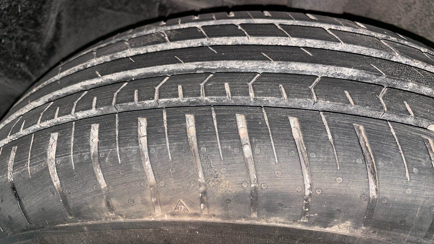 Used 2023 Tata Punch Adventure MT Petrol Manual tyres RIGHT REAR TYRE TREAD VIEW