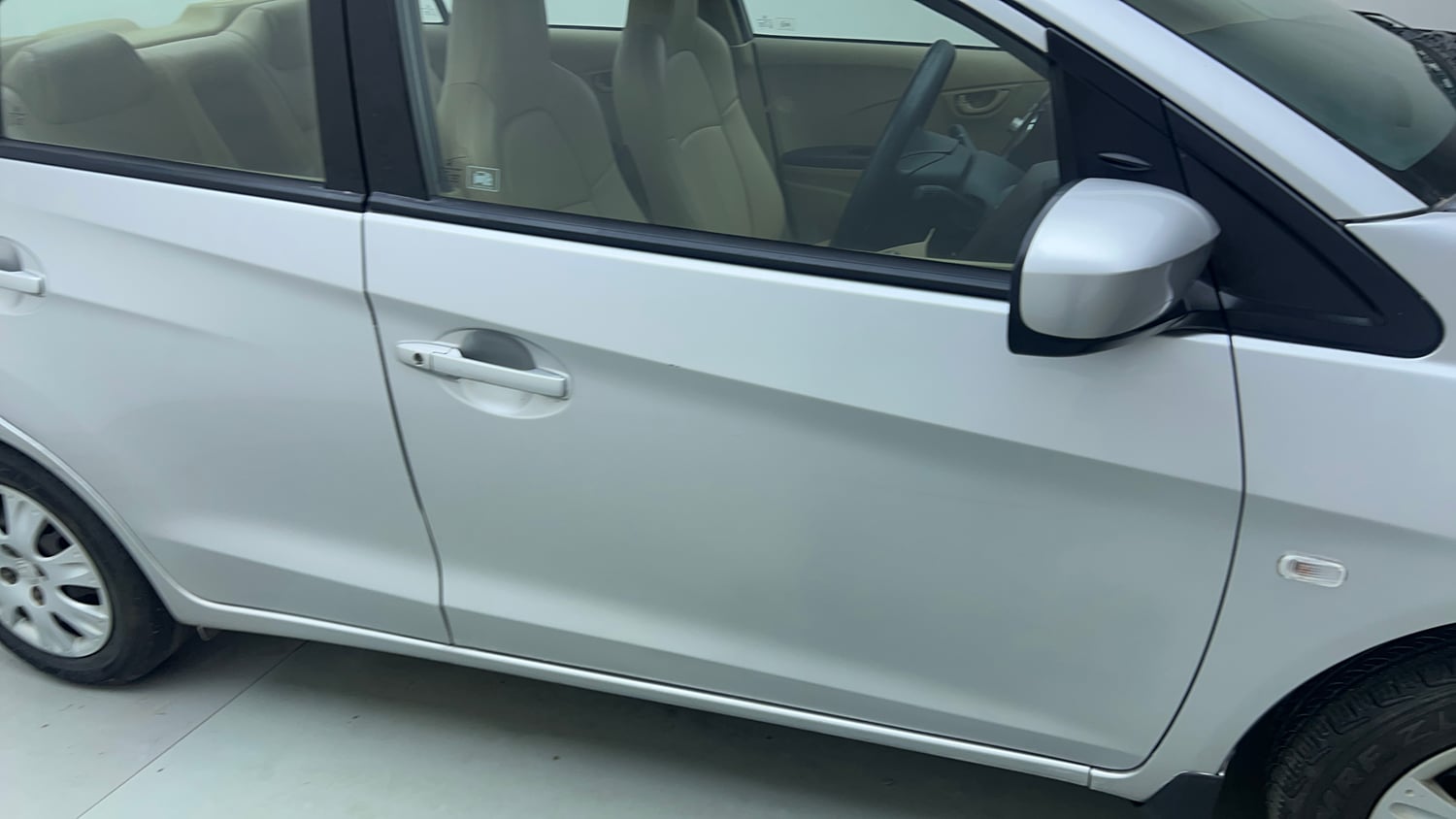Used 2014 Honda Amaze 1.2 S i-VTEC CNG (Outside Fitted) Cng Manual dents MINOR SCRATCH