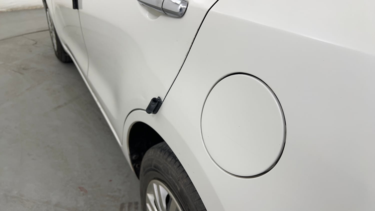 Used 2019 Maruti Suzuki Dzire VDi AMT Diesel Automatic dents MINOR SCRATCH