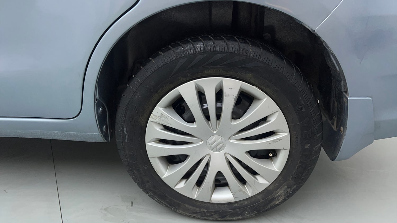 Used 2016 Maruti Suzuki Ertiga VXI CNG Cng Manual tyres LEFT REAR TYRE RIM VIEW