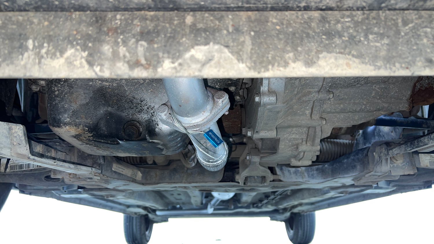 Used 2022 Tata Punch Adventure MT Petrol Manual extra FRONT LEFT UNDERBODY VIEW