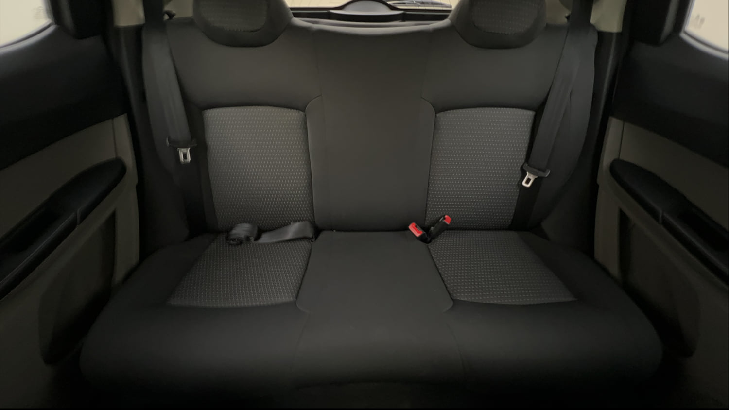 Used 2018 Tata Tiago Revotron XZ w/o Alloy Petrol Manual interior REAR SEAT CONDITION VIEW