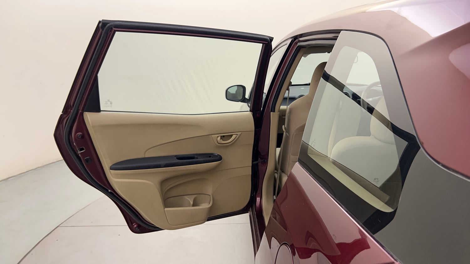 Used 2014 Honda Mobilio S Petrol Petrol Manual interior LEFT REAR DOOR OPEN VIEW
