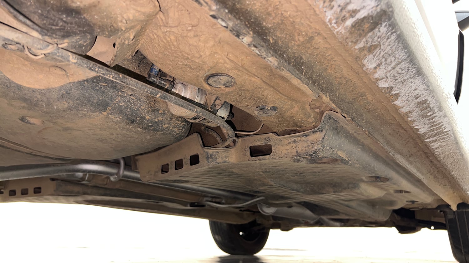 Used 2013 Volkswagen Polo Comfortline 1.2L (P) Petrol Manual extra REAR RIGHT UNDERBODY VIEW