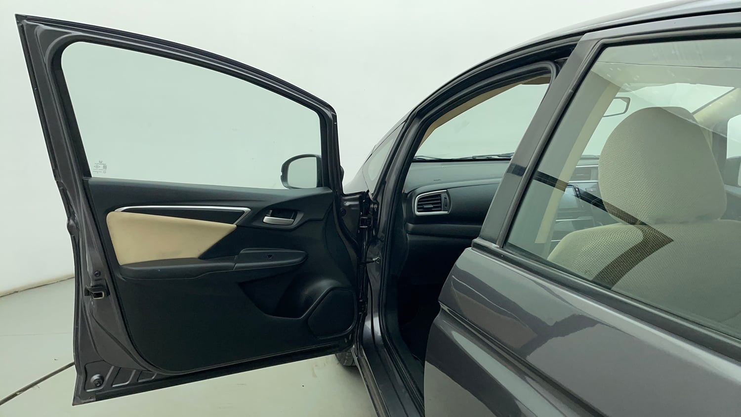 Used 2019 Honda Jazz VX CVT Petrol Petrol Automatic interior LEFT FRONT DOOR OPEN VIEW