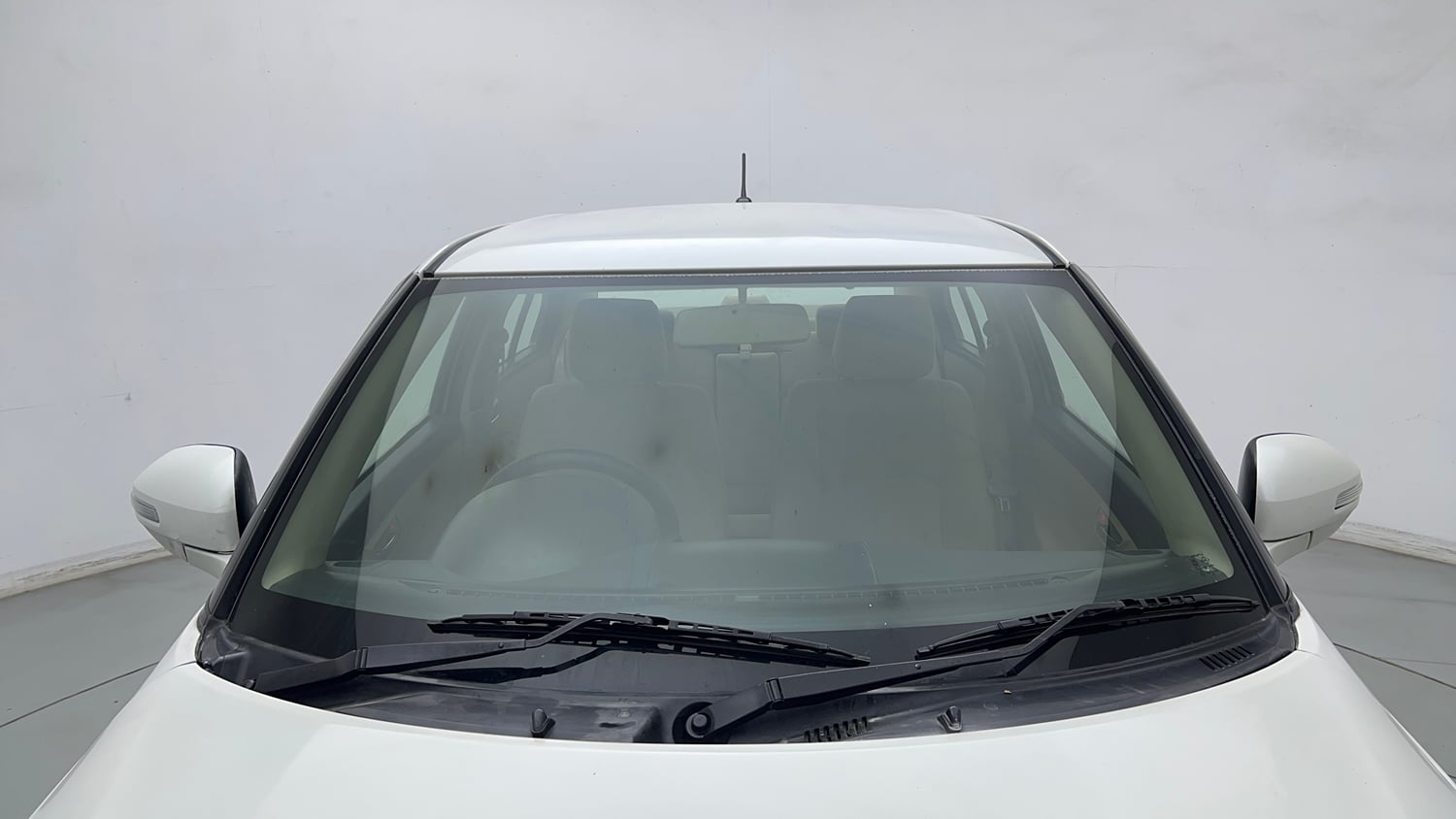 Used 2014 Maruti Suzuki Swift Dzire VXI Petrol Manual exterior FRONT WINDSHIELD VIEW