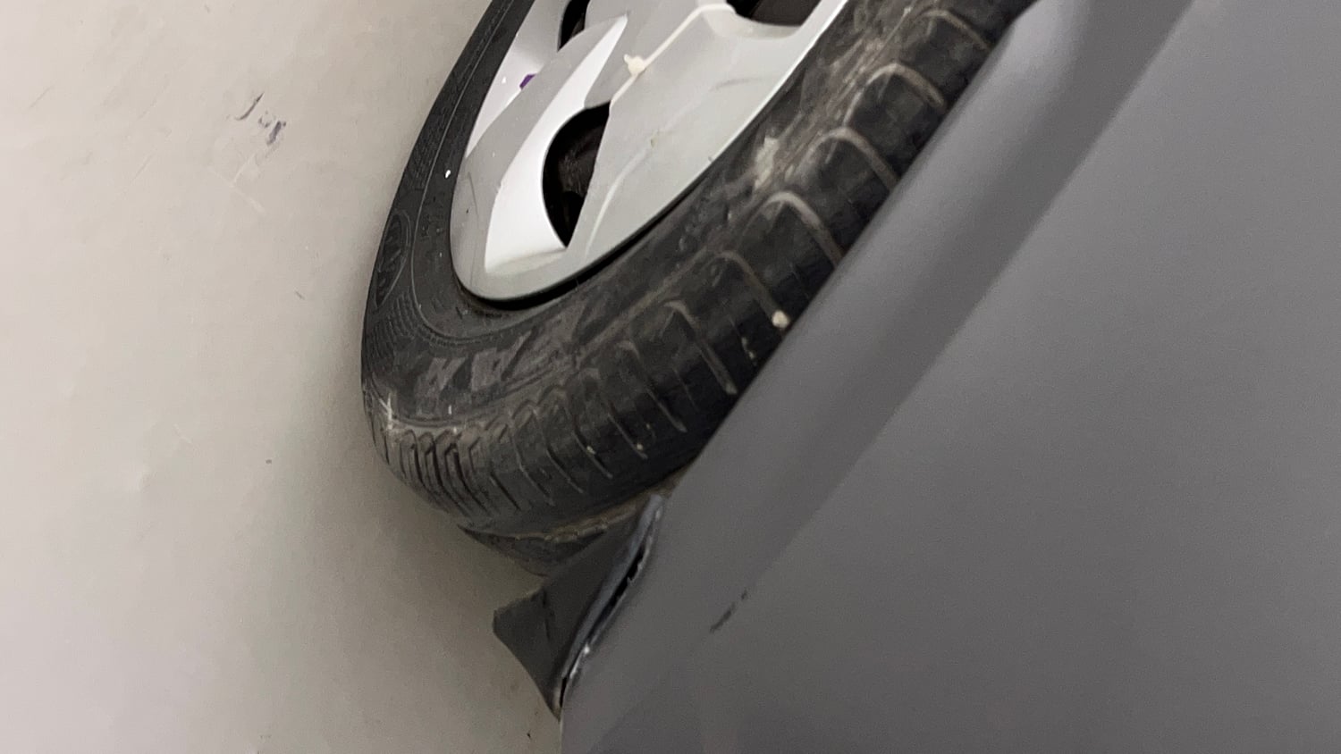 Used 2018 Tata Tiago Revotron XZ w/o Alloy Petrol Manual dents MINOR SCRATCH