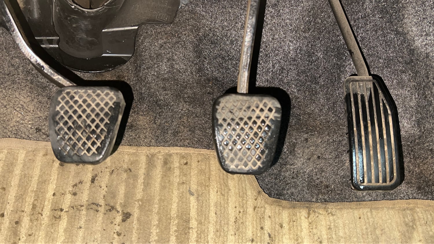 Used 2017 Honda Amaze 1.2 S i-VTEC Petrol Manual interior PEDALS VIEW