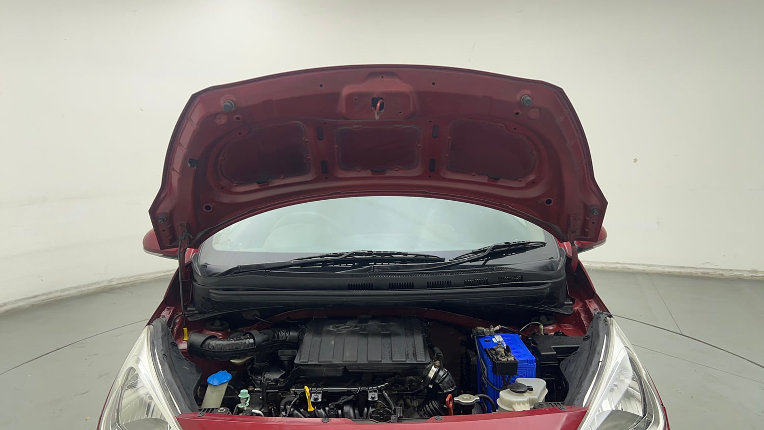 Used 2017 Hyundai Grand i10 Sportz (O) AT 1.2 Kappa VTVT Petrol Automatic engine ENGINE & BONNET OPEN FRONT VIEW