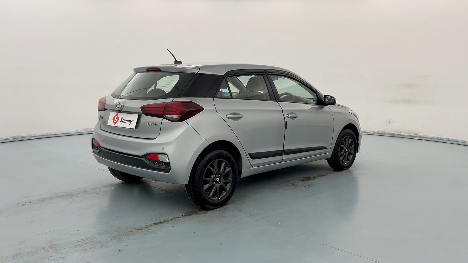 Used 2019 Hyundai Elite i20 Sportz Plus 1.2 Petrol Manual exterior RIGHT REAR CORNER VIEW