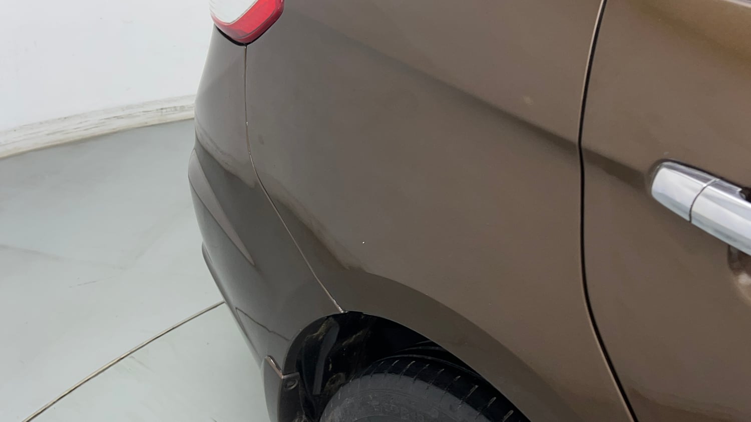 Used 2017 Maruti Suzuki Ciaz Alpha 1.4 MT Petrol Manual dents MINOR SCRATCH