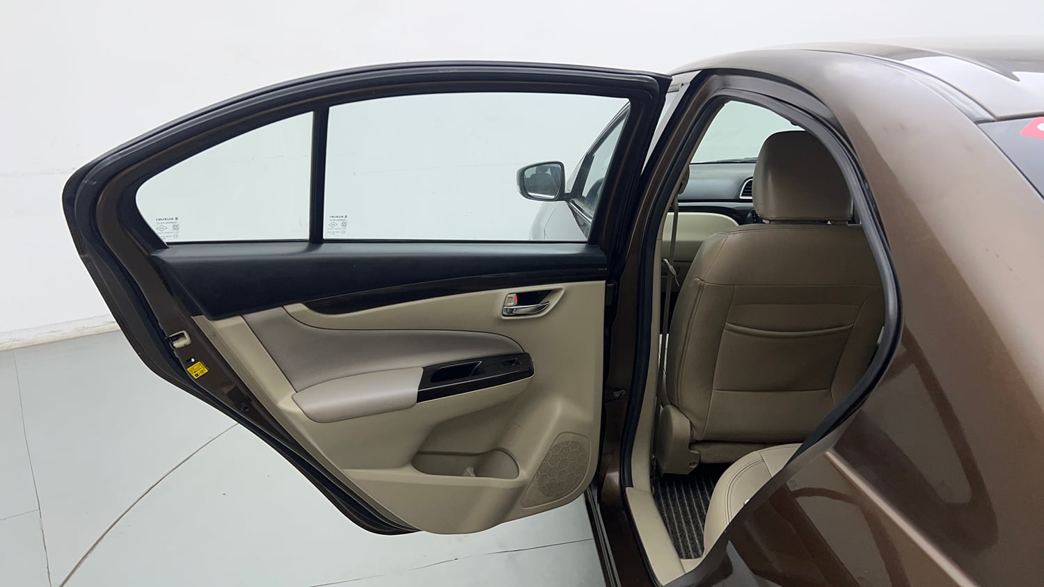 Used 2017 Maruti Suzuki Ciaz Alpha 1.4 MT Petrol Manual interior LEFT REAR DOOR OPEN VIEW