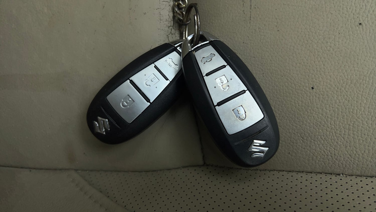 Used 2017 Maruti Suzuki Ciaz Alpha 1.4 MT Petrol Manual extra CAR KEY VIEW