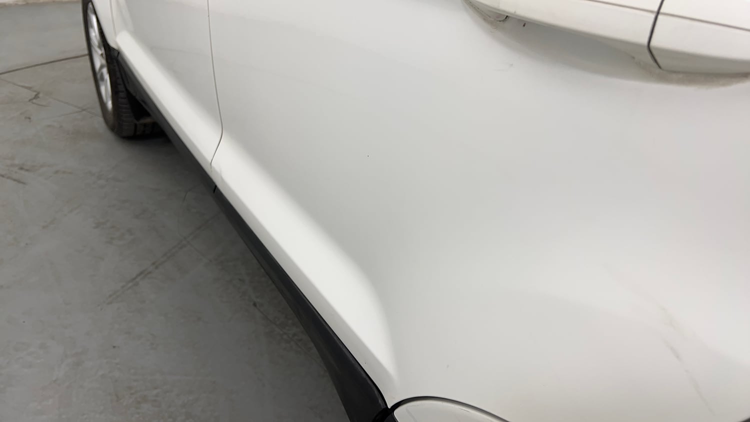 Used 2018 Ford EcoSport Titanium + 1.5L Ti-VCT AT Petrol Automatic dents MINOR DENT