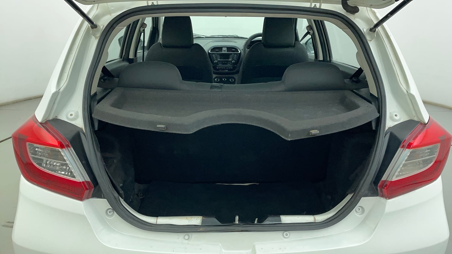 Used 2018 Tata Tiago Revotron XZ Petrol Manual interior DICKY INSIDE VIEW