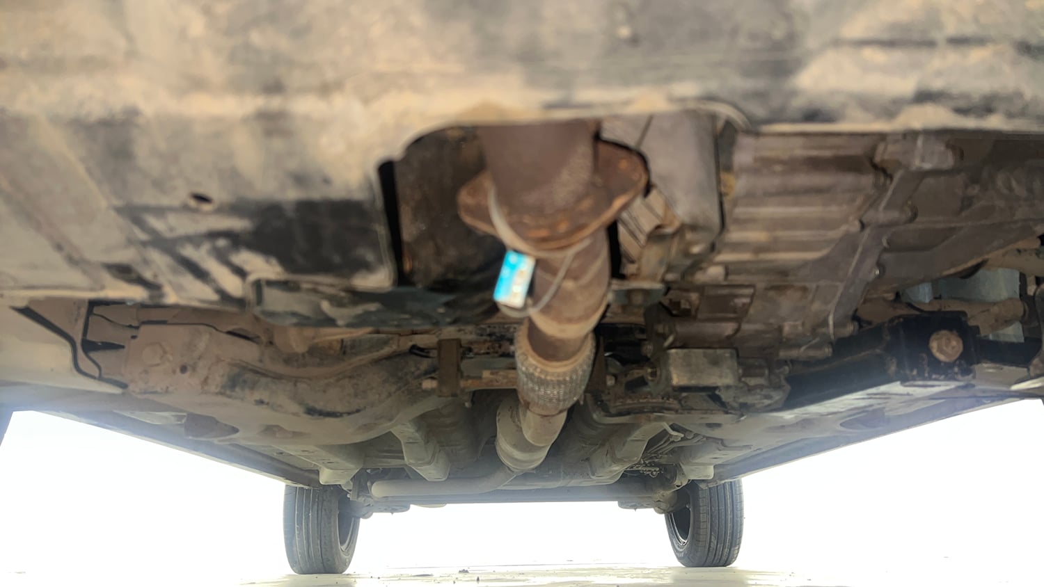 Used 2020 Tata Nexon XZ Petrol Manual extra FRONT LEFT UNDERBODY VIEW
