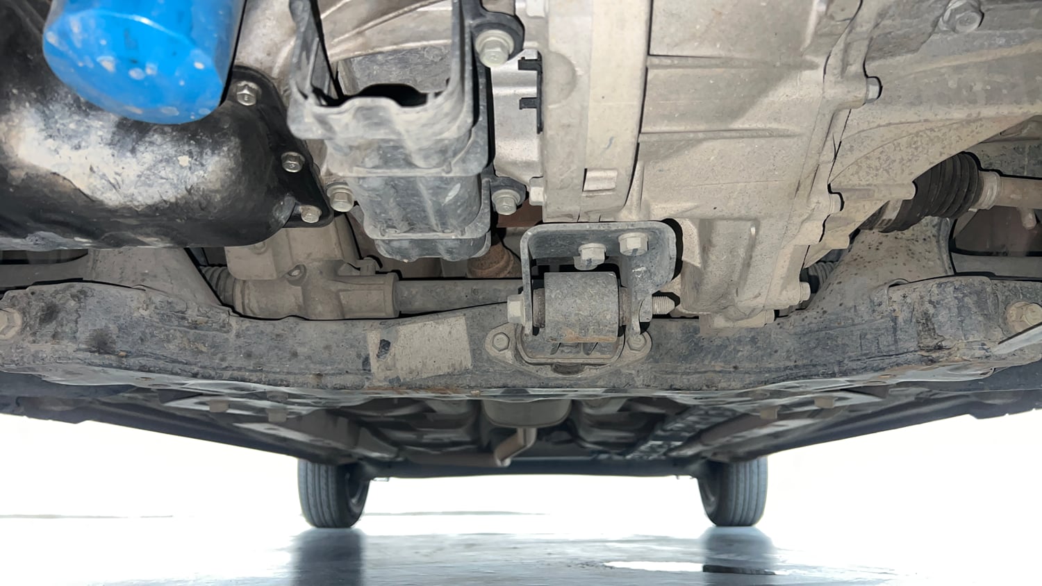 Used 2018 Hyundai Grand i10 Sportz 1.2 Kappa VTVT Petrol Manual extra FRONT LEFT UNDERBODY VIEW