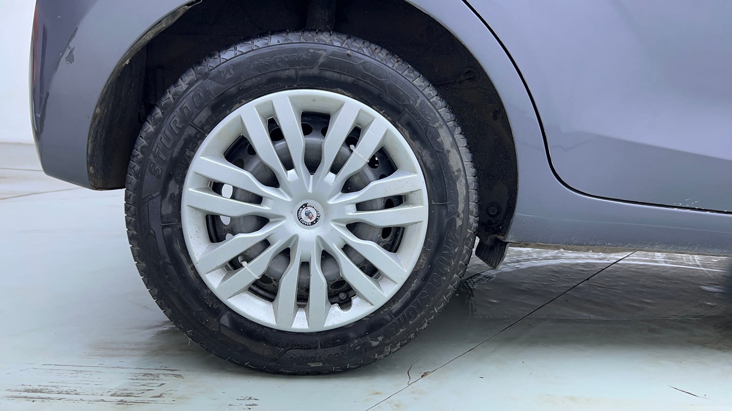 Used 2019 Hyundai Santro Sportz CNG Cng Manual tyres RIGHT REAR TYRE RIM VIEW