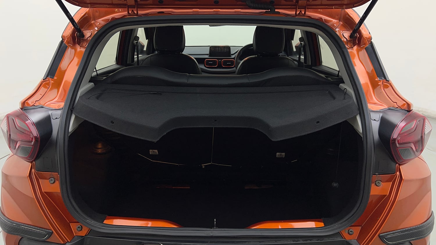 Used 2022 Tata Punch Adventure MT Petrol Manual interior DICKY INSIDE VIEW