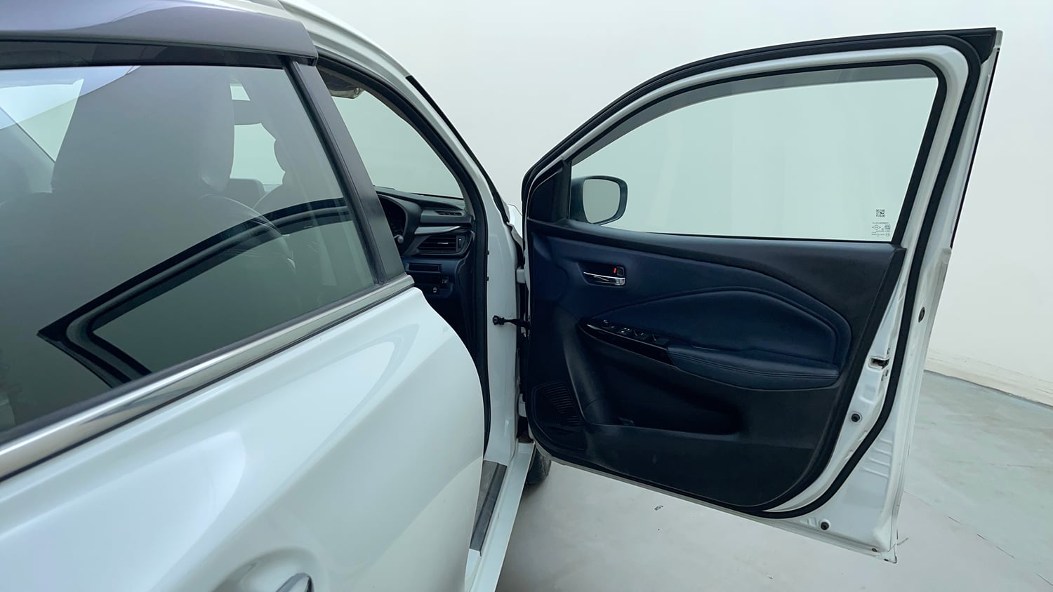 Used 2022 Maruti Suzuki Baleno Zeta MT Petrol Manual interior RIGHT FRONT DOOR OPEN VIEW