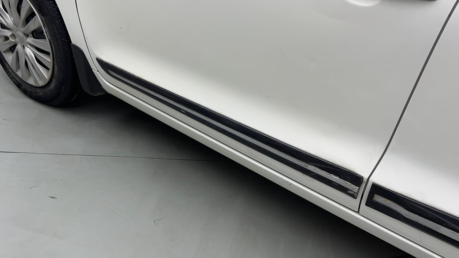 Used 2021 Maruti Suzuki Baleno Delta Petrol Manual dents MINOR SCRATCH