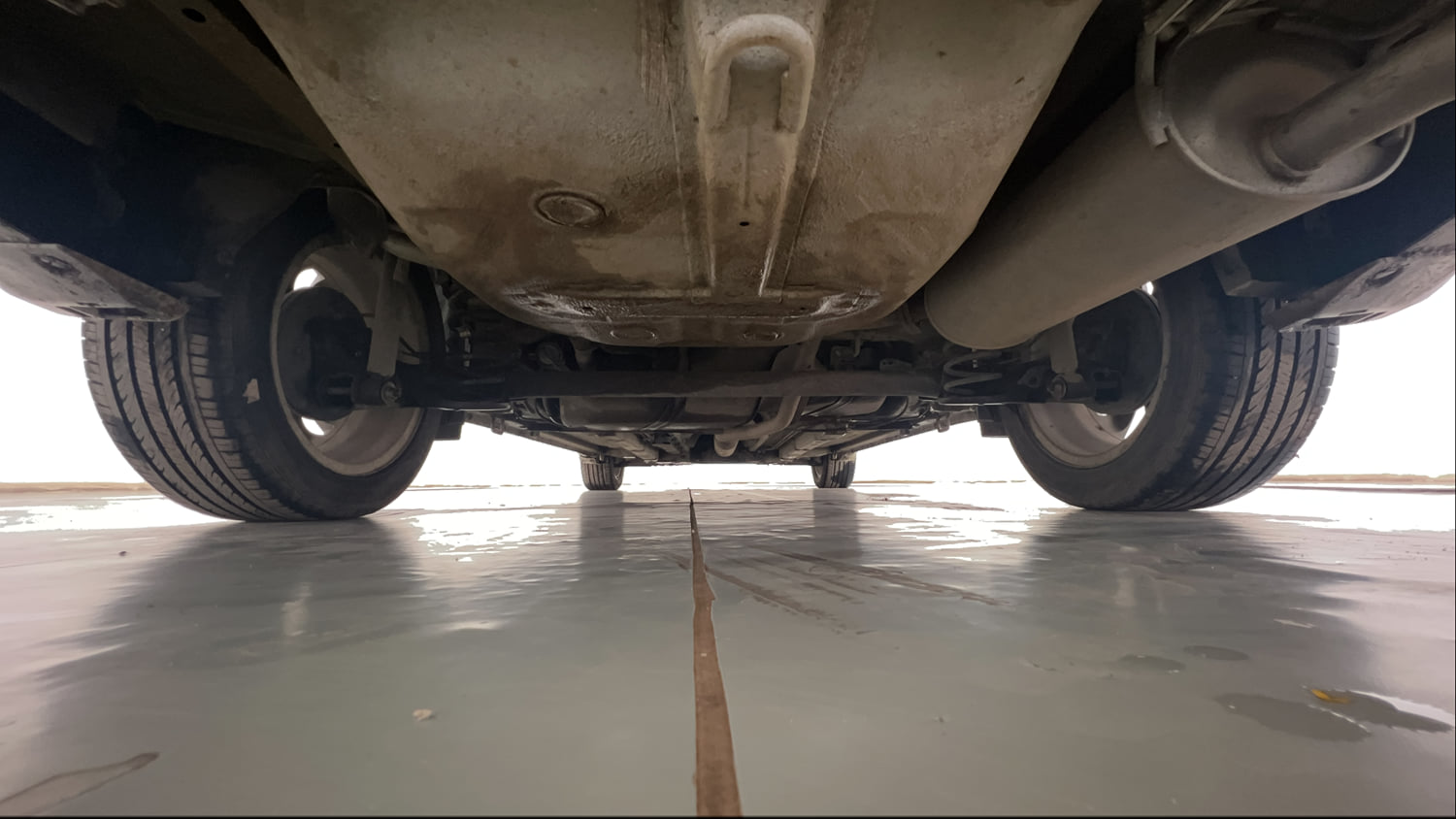 Used 2022 Maruti Suzuki Ciaz Alpha 1.5 Petrol Manual extra REAR UNDERBODY VIEW (TAKEN FROM REAR)
