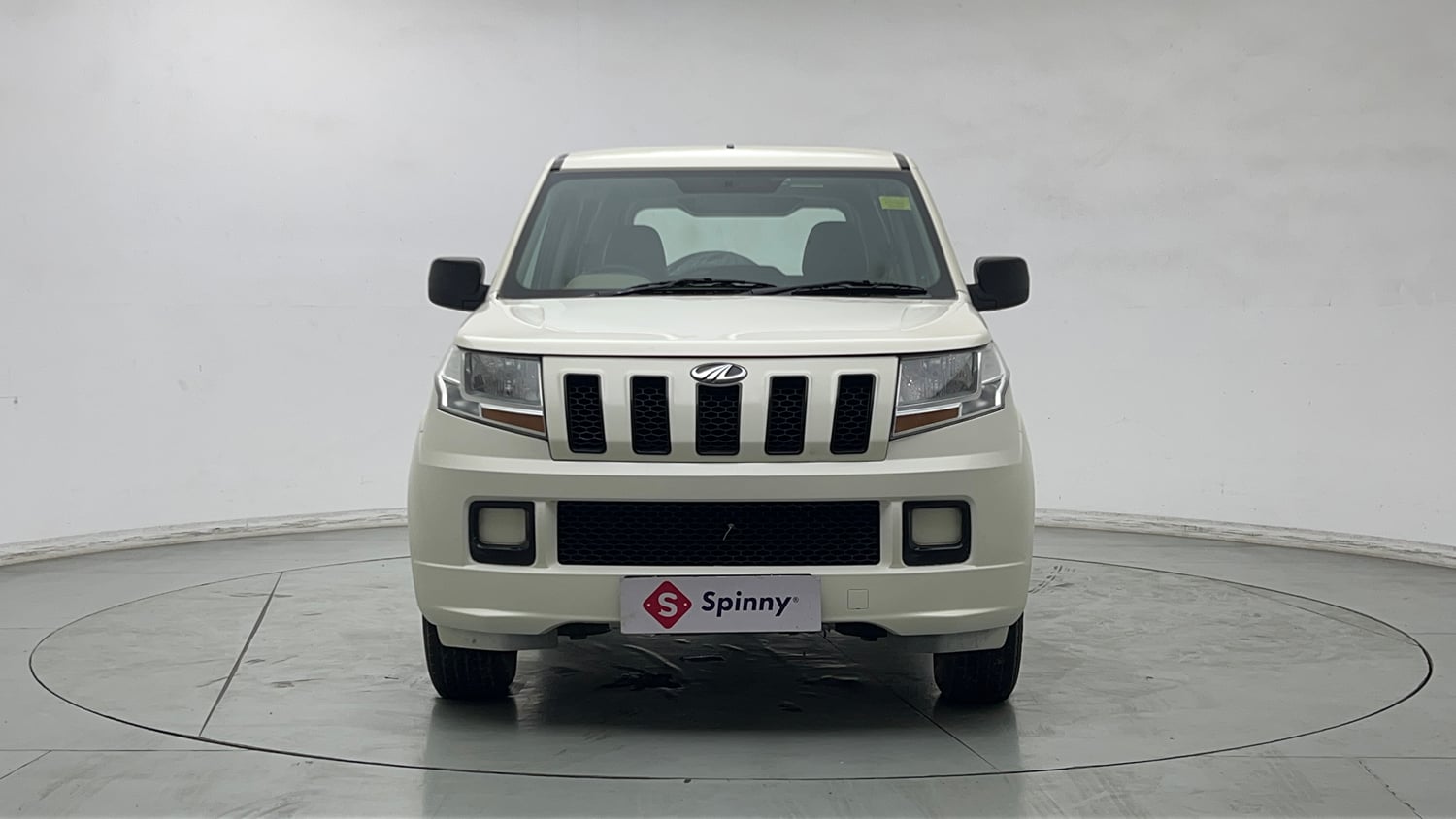 Used 2019 Mahindra TUV300 T4 Plus Diesel Manual exterior FRONT VIEW