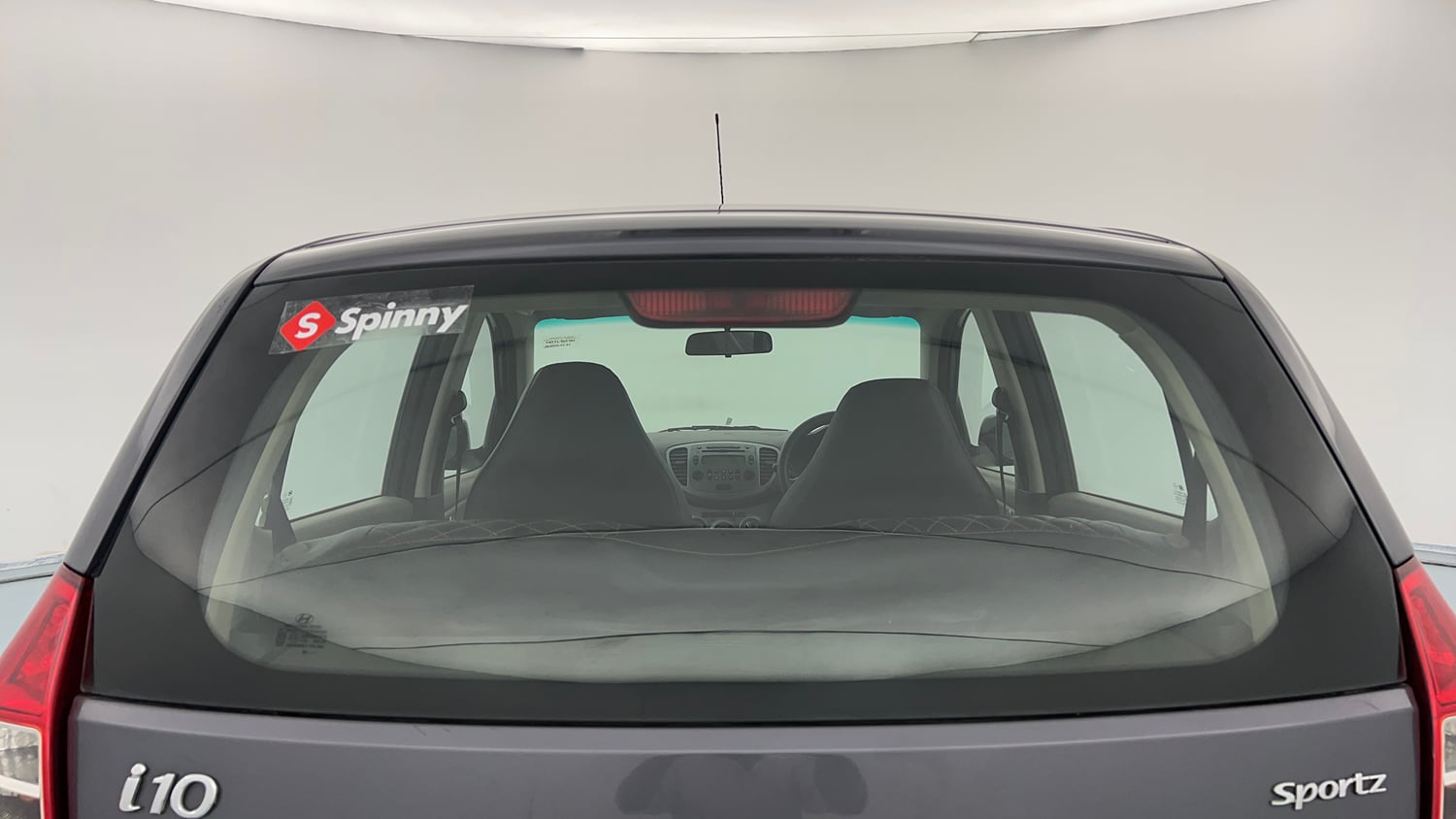 Used 2014 Hyundai i10 Sportz 1.1 iRDE2 Petrol Manual exterior BACK WINDSHIELD VIEW