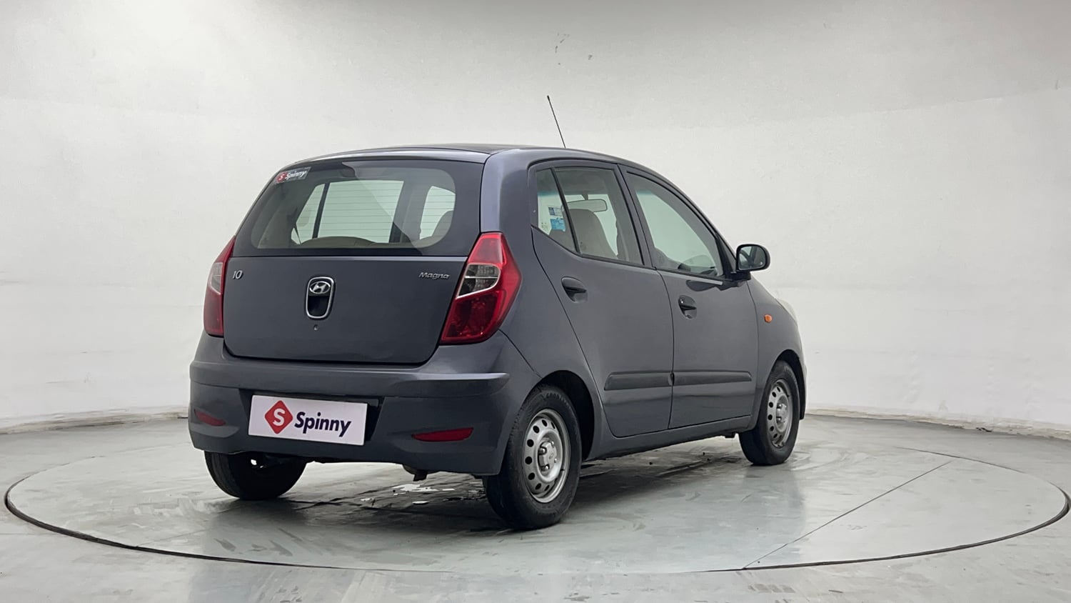 Used 2015 Hyundai i10 Magna 1.1 CNG (Outside Fitted) Cng Manual exterior RIGHT REAR CORNER VIEW