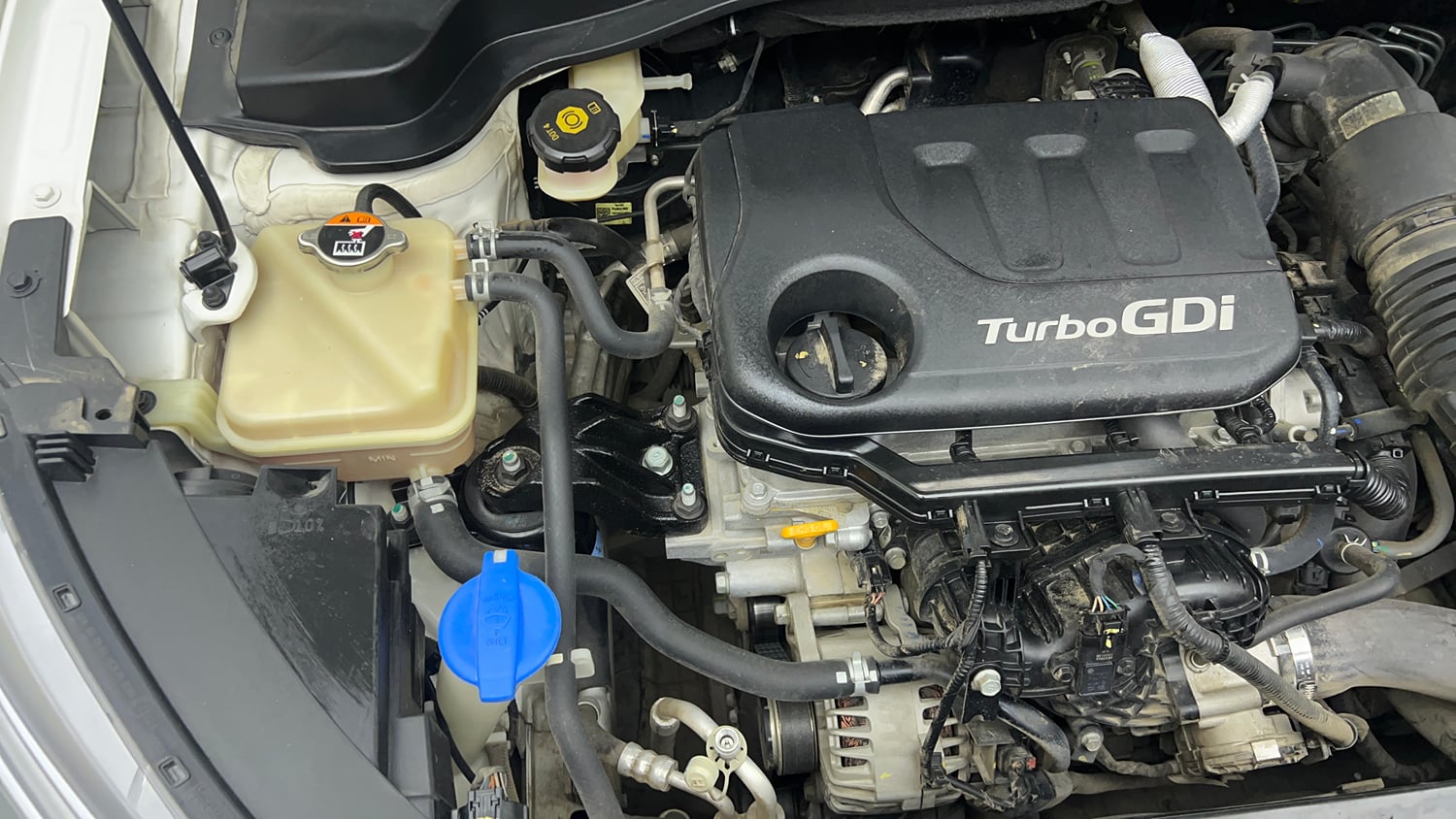Used 2021 Kia Sonet GTX Plus 1.0 DCT Petrol Automatic engine ENGINE RIGHT SIDE VIEW