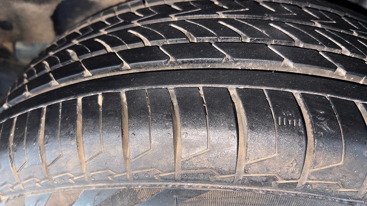 Used 2017 Maruti Suzuki Baleno RS 1.0 Petrol Manual tyres LEFT REAR TYRE TREAD VIEW
