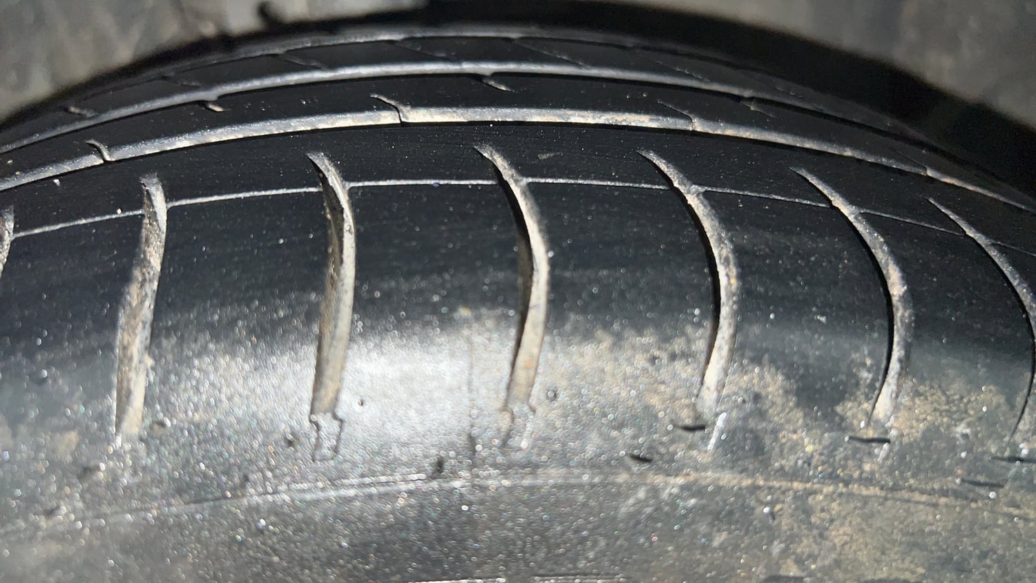 Used 2019 Ford Figo Aspire Trend Plus 1.5 TDCi Diesel Manual tyres RIGHT FRONT TYRE TREAD VIEW