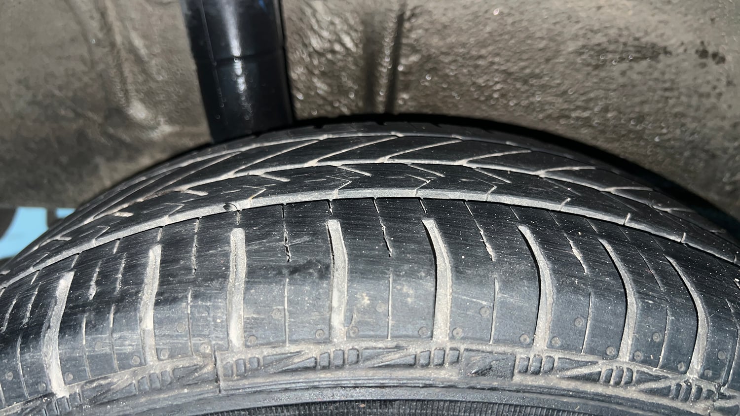 Used 2022 Maruti Suzuki Wagon R VXI 1.0 Petrol Manual tyres RIGHT REAR TYRE TREAD VIEW