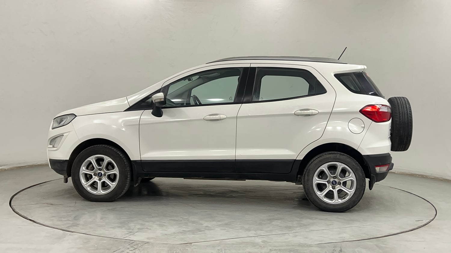 Used 2018 Ford EcoSport Titanium + 1.5L Ti-VCT AT Petrol Automatic exterior LEFT SIDE VIEW