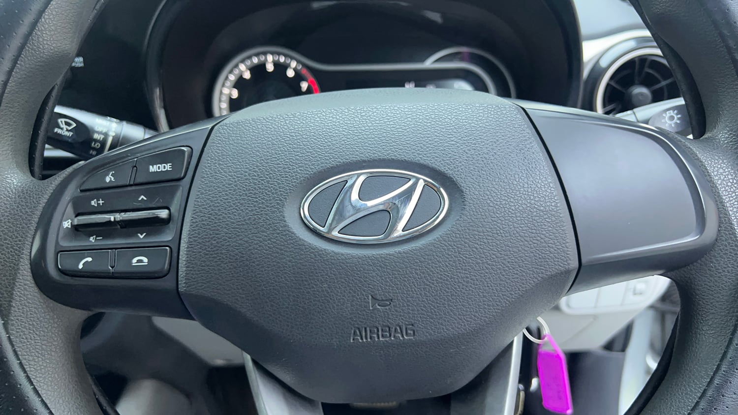 Used 2019 Hyundai Grand i10 Nios Sportz AMT 1.2 Kappa VTVT Petrol Automatic top_features Airbags