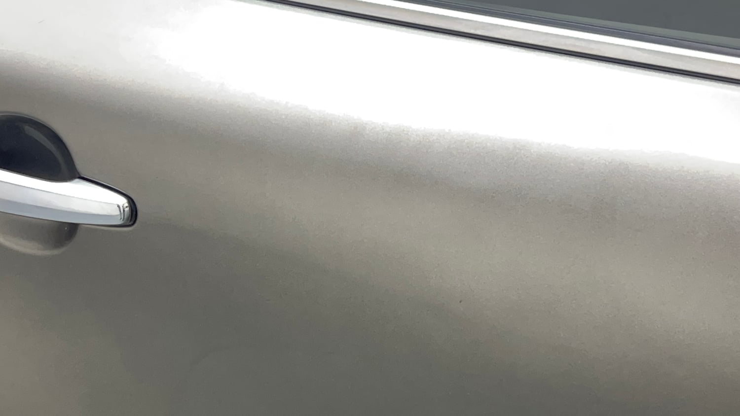 Used 2021 Maruti Suzuki Baleno Zeta Petrol Manual dents MINOR DENT