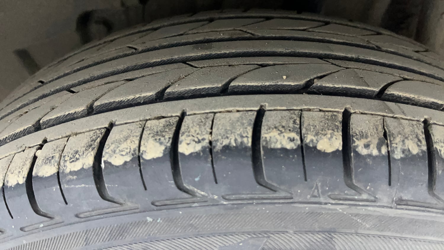 Used 2019 Tata Tigor Revotron XZA Petrol Automatic tyres LEFT REAR TYRE TREAD VIEW