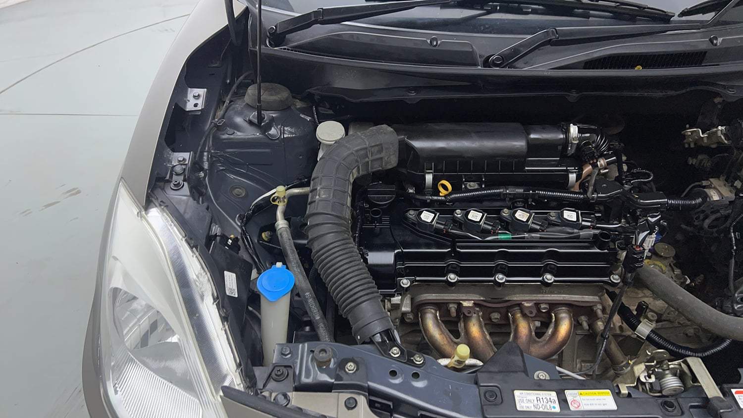 Used 2019 Maruti Suzuki Dzire VXi Petrol Manual engine ENGINE RIGHT SIDE VIEW