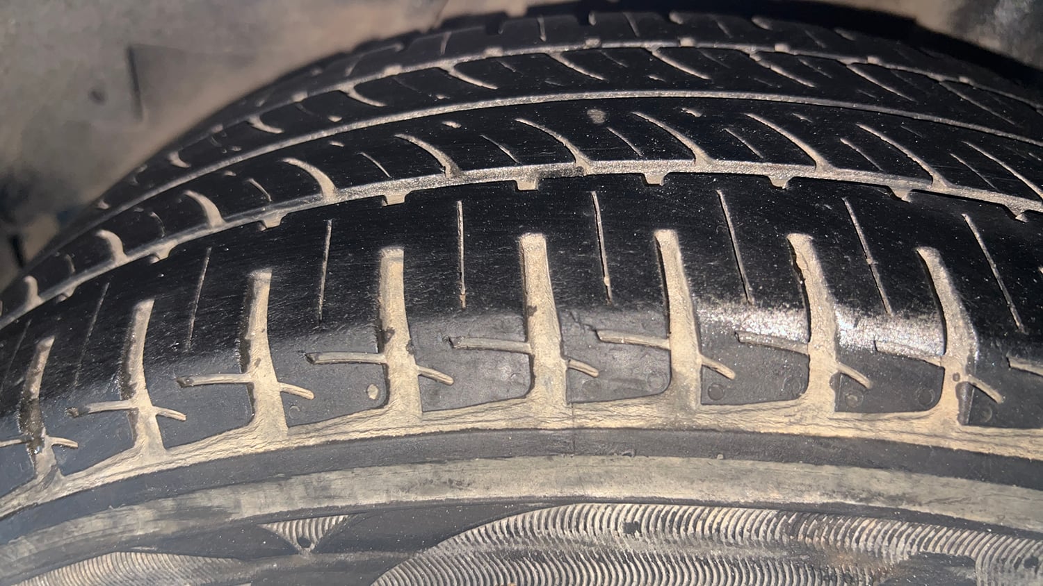 Used 2017 Honda Jazz SV Petrol Petrol Manual tyres LEFT REAR TYRE TREAD VIEW