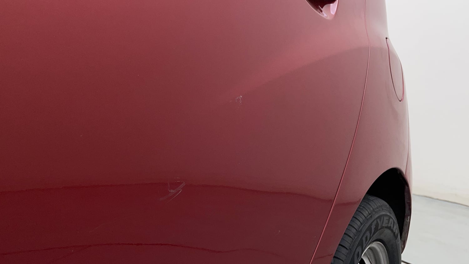 Used 2014 Hyundai Eon Era + Petrol Manual dents MINOR SCRATCH