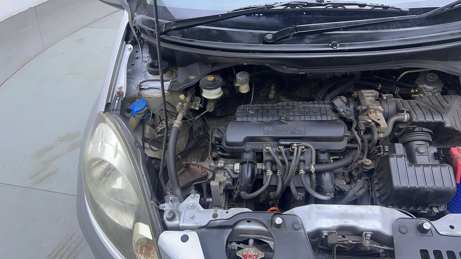 Used 2014 Honda Amaze 1.2 S i-VTEC CNG (Outside Fitted) Cng Manual engine ENGINE RIGHT SIDE VIEW