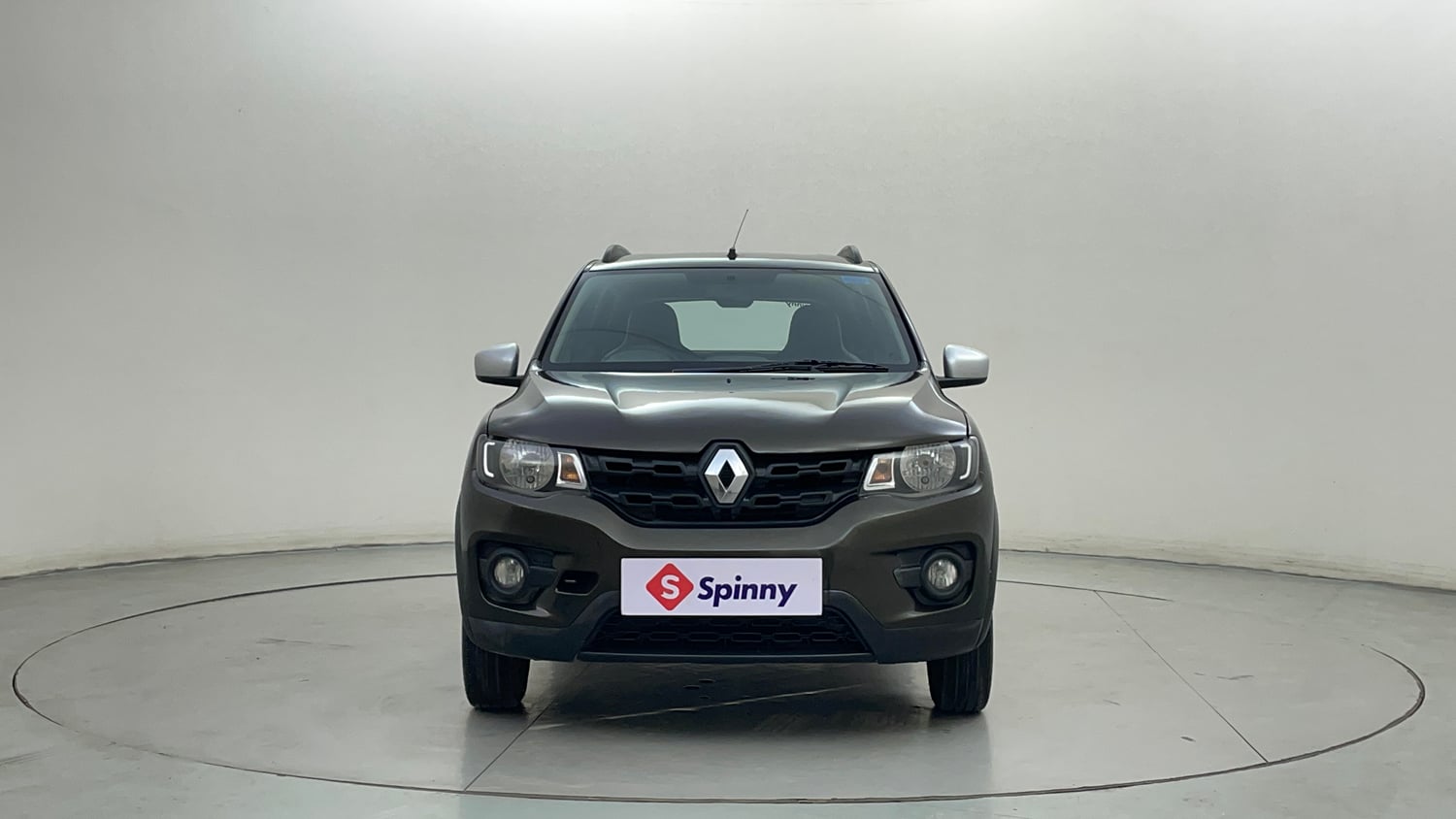 Used 2016 Renault Kwid 1.0 RXT Petrol Manual exterior FRONT VIEW