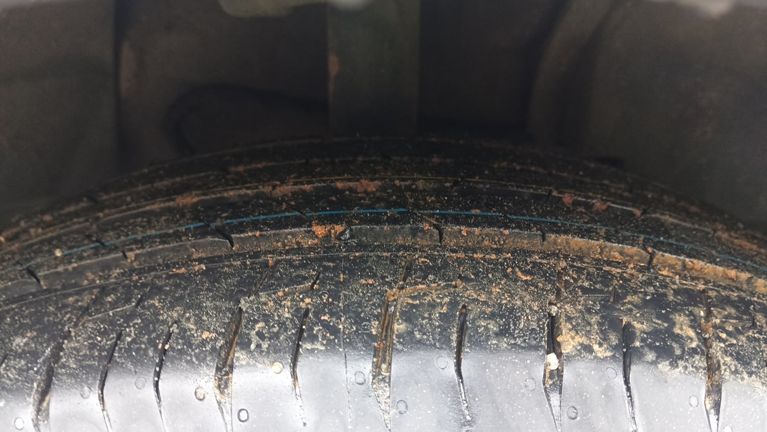 Used 2018 Tata Nexon XZ Plus Diesel Dual Tone Diesel Manual tyres RIGHT FRONT TYRE TREAD VIEW