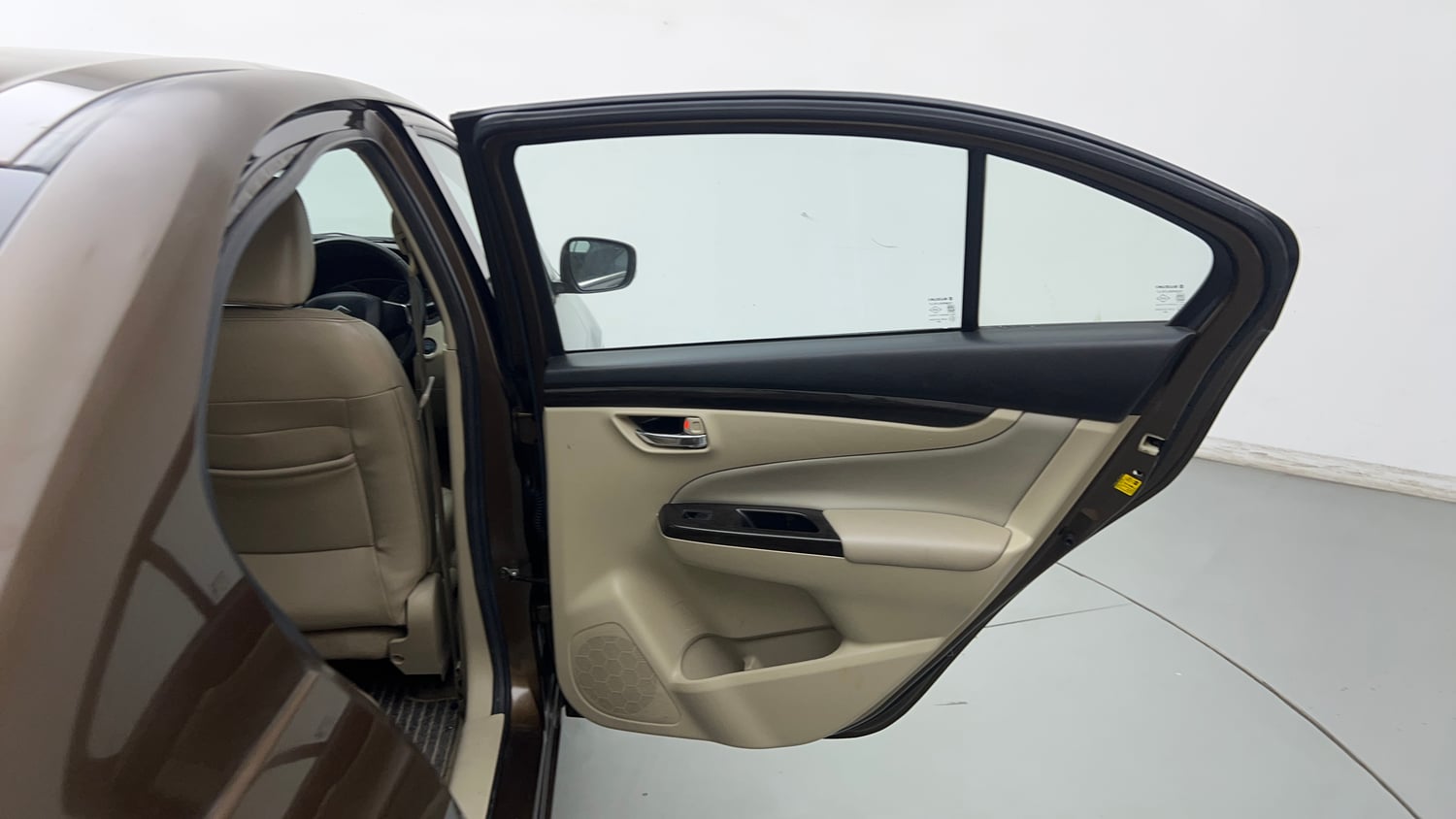 Used 2017 Maruti Suzuki Ciaz Alpha 1.4 MT Petrol Manual interior RIGHT REAR DOOR OPEN VIEW
