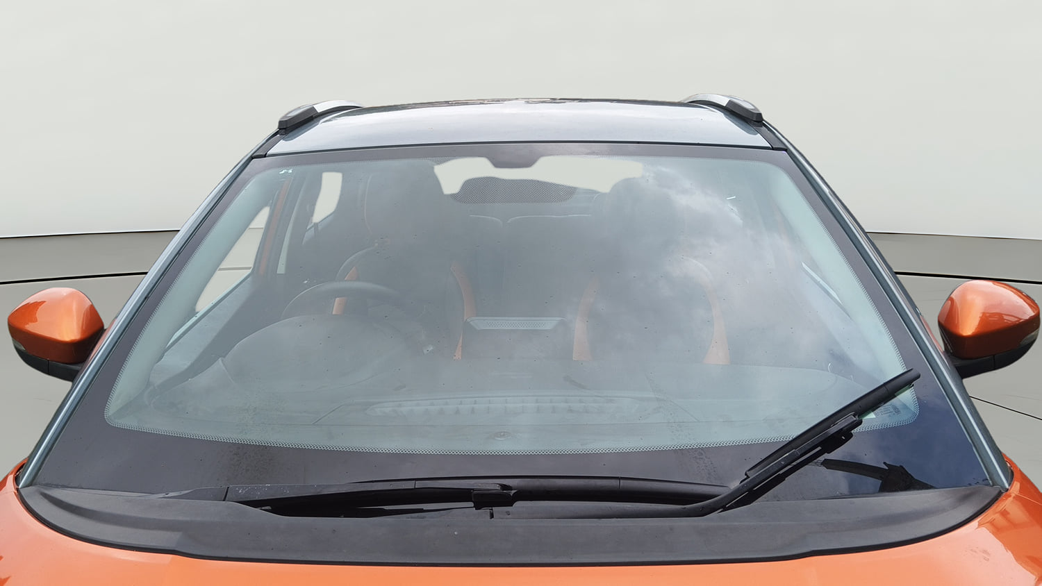 Used 2018 Tata Nexon XZ Plus Diesel Dual Tone Diesel Manual exterior FRONT WINDSHIELD VIEW