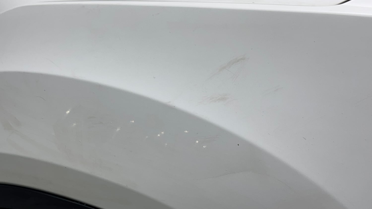 Used 2022 Tata Safari XTA Plus Diesel Automatic dents MINOR SCRATCH