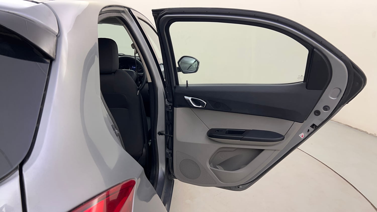 Used 2018 Tata Tiago Revotron XZ w/o Alloy Petrol Manual interior RIGHT REAR DOOR OPEN VIEW