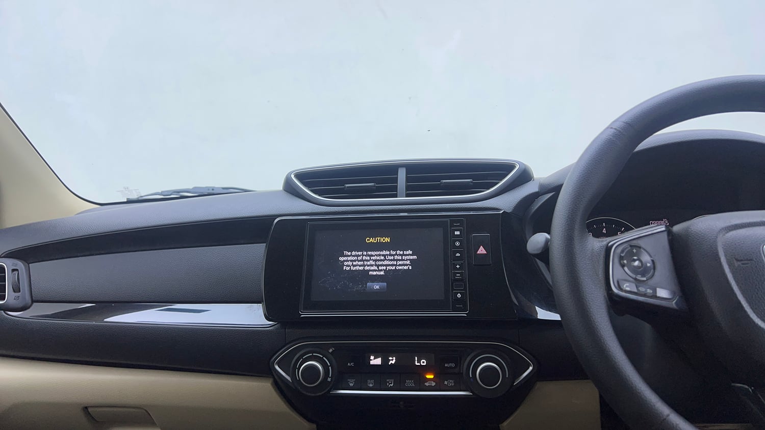 Used 2018 Honda Amaze 1.2 VX MT Petrol Petrol Manual interior MUSIC SYSTEM & AC CONTROL VIEW